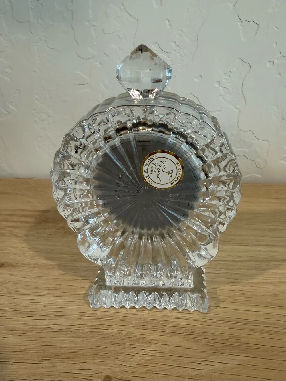 Vintage Antique Ornate Crystal Clock Pedestal Laurel Wreath Quartz